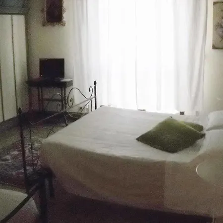 فندق Residenza Oltrarno فلورنس