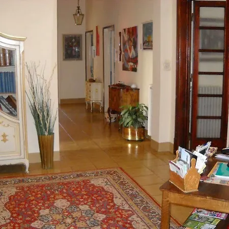 Residenza Oltrarno فندق